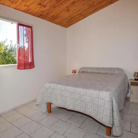 1 Bedroom Lovely In